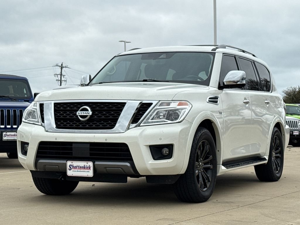 Used 2020 White Nissan Platinum image 3