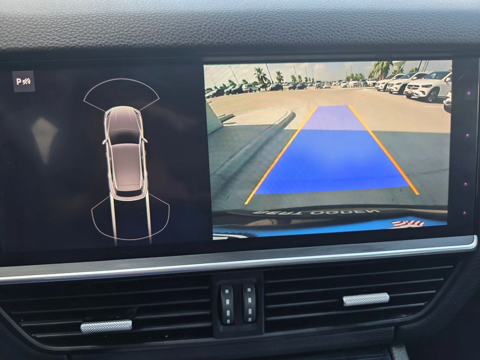 Used 2019 Blue Porsche Base image 25