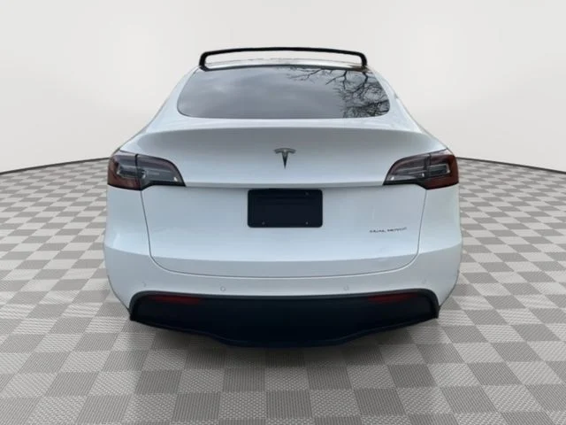 Used 2020 White Tesla Long Range image 6