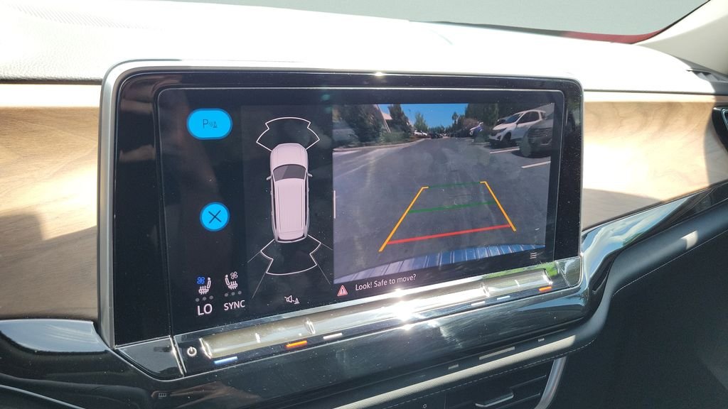 2024 Volkswagen Atlas SE w/Tech - Photo 17