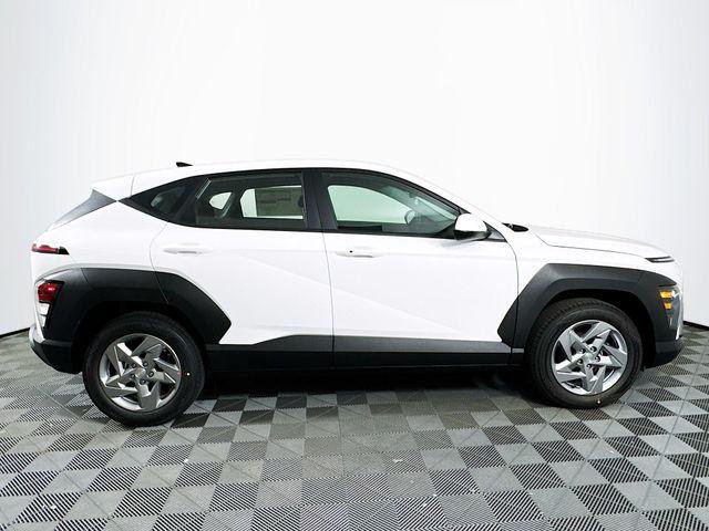 New 2026 White Hyundai SE FWD image 7