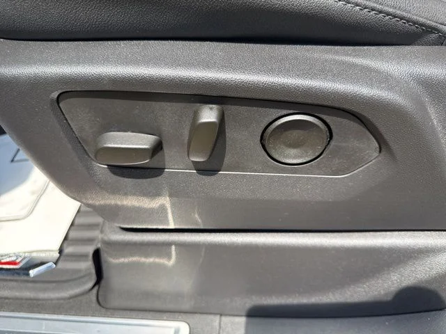 Used 2025 Red Chevrolet LT Trail Boss image 31