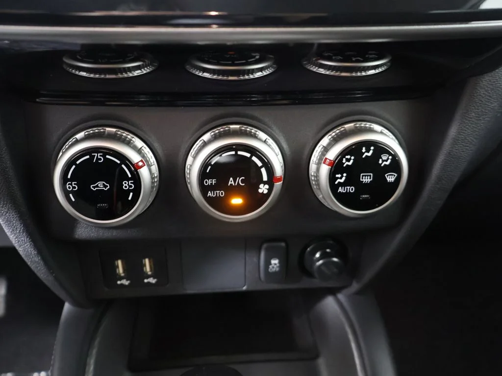 New 2026 White Mitsubishi 2.0 ES image 38