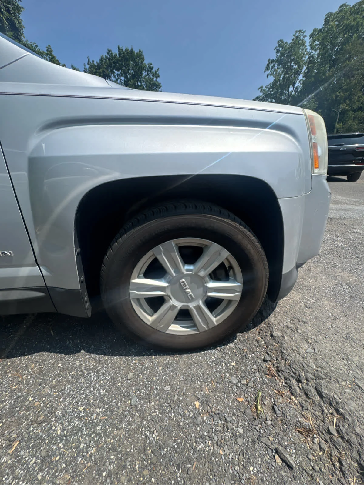 Used 2014 Quicksilver Metallic GMC SLT image 10