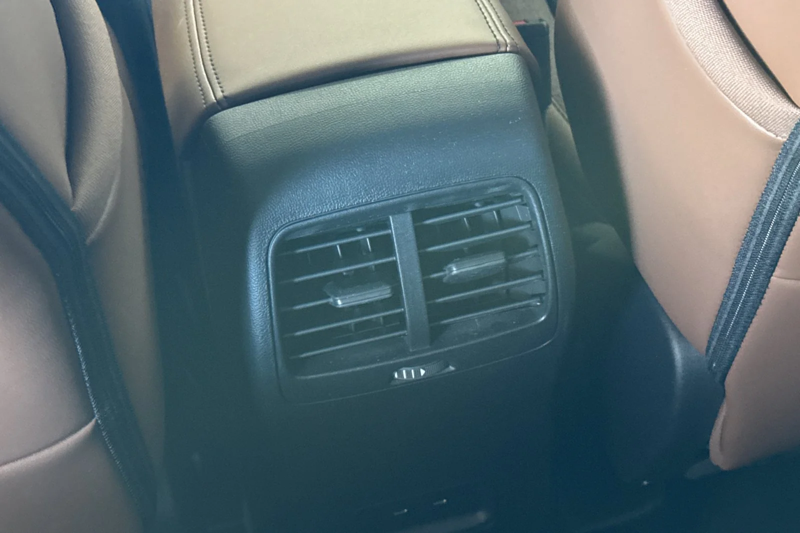 New 2026 Carbonized Gray Metallic Ford Outer Banks® image 14