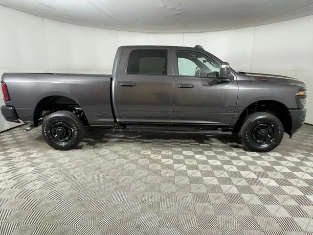 2025 RAM 2500 Tradesman - Photo 9