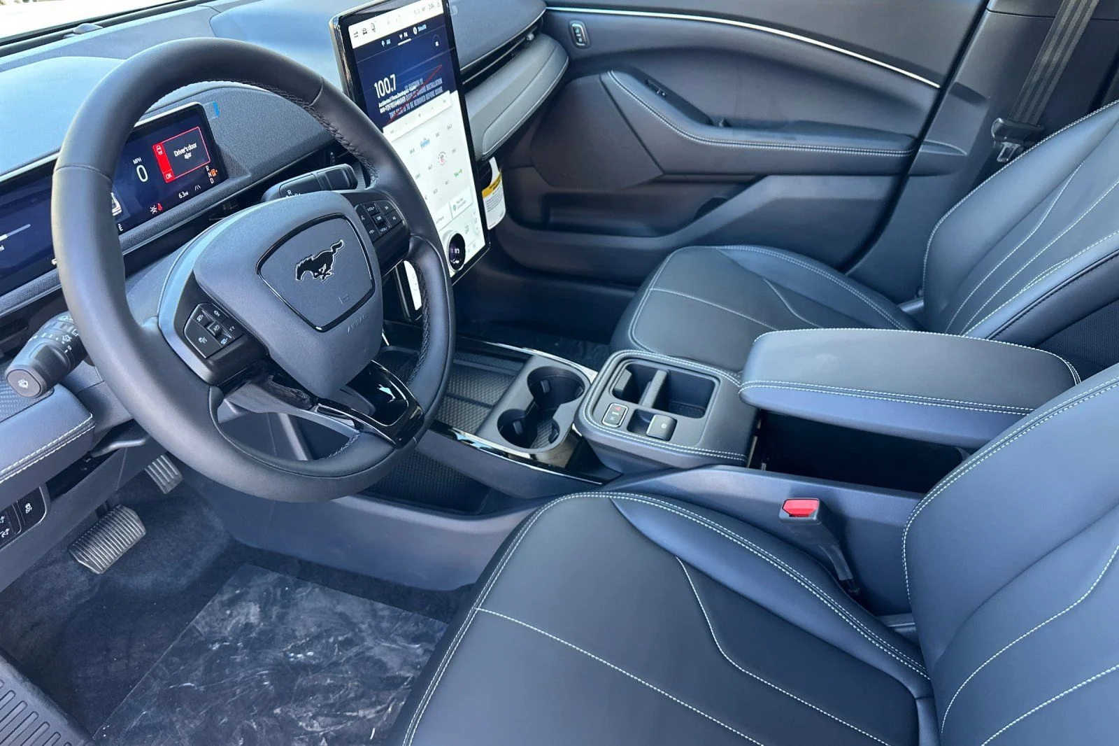 New 2026 Star White Metallic Tri-coat Ford Select image 8