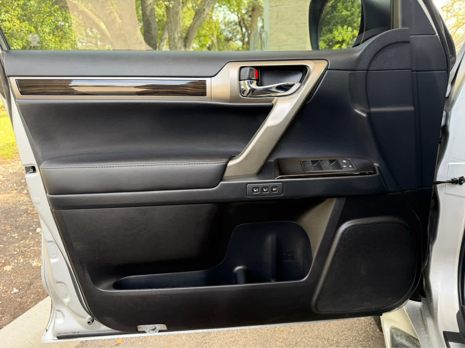 Used 2014 Tungsten Pearl Lexus  image 19
