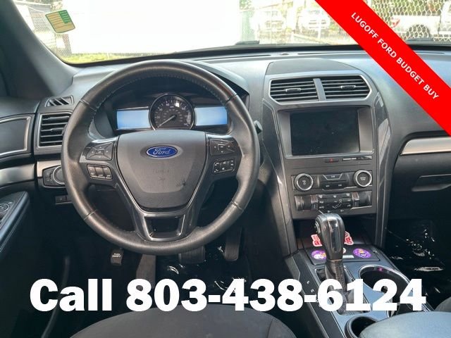 Used 2018 Silver Ford XLT image 10