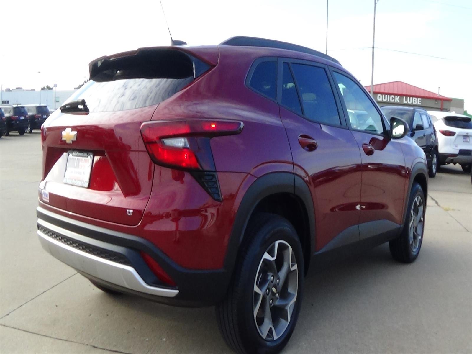 Used 2025 Crimson Metallic (gfm) Chevrolet LT image 6