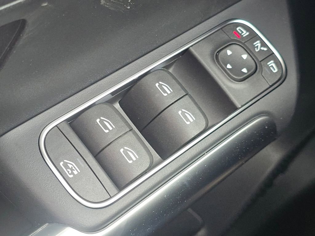 New 2026 Mountain Grey Metallic Mercedes-Benz GLA 250 image 63