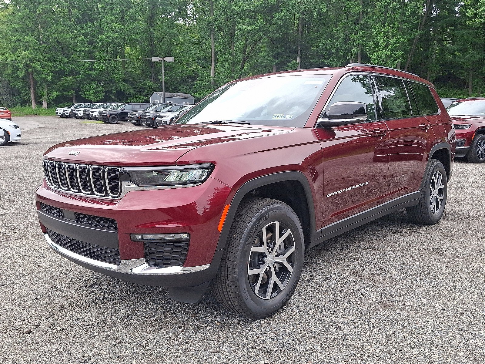 2025 Jeep Grand Cherokee L Limited - Photo 2