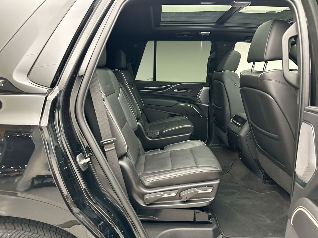 Used 2022 Black Raven Cadillac Sport image 19