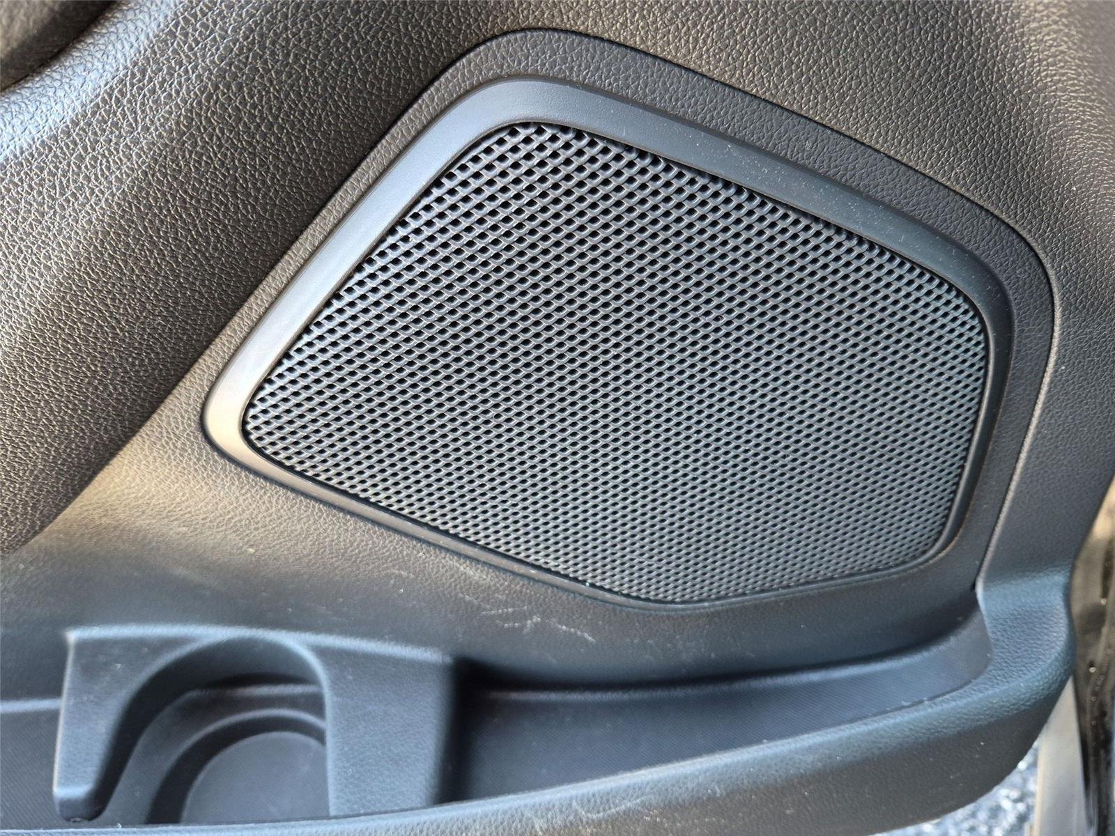 Used 2014  Ford XLT image 17