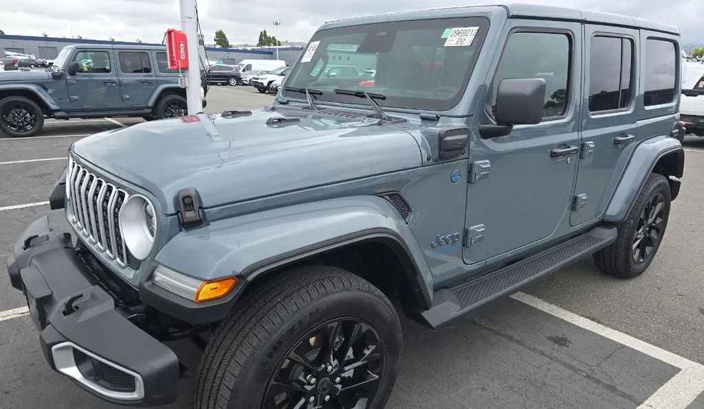 2025 Jeep Wrangler 4xe Sahara 4XE's photo