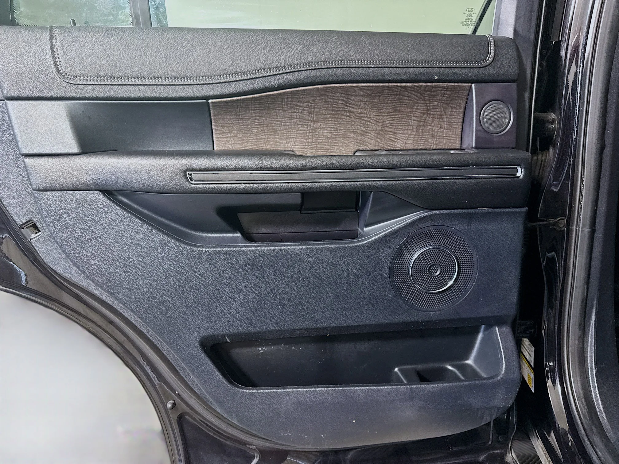 Used 2019 Agate Black Metallic Ford Limited image 22