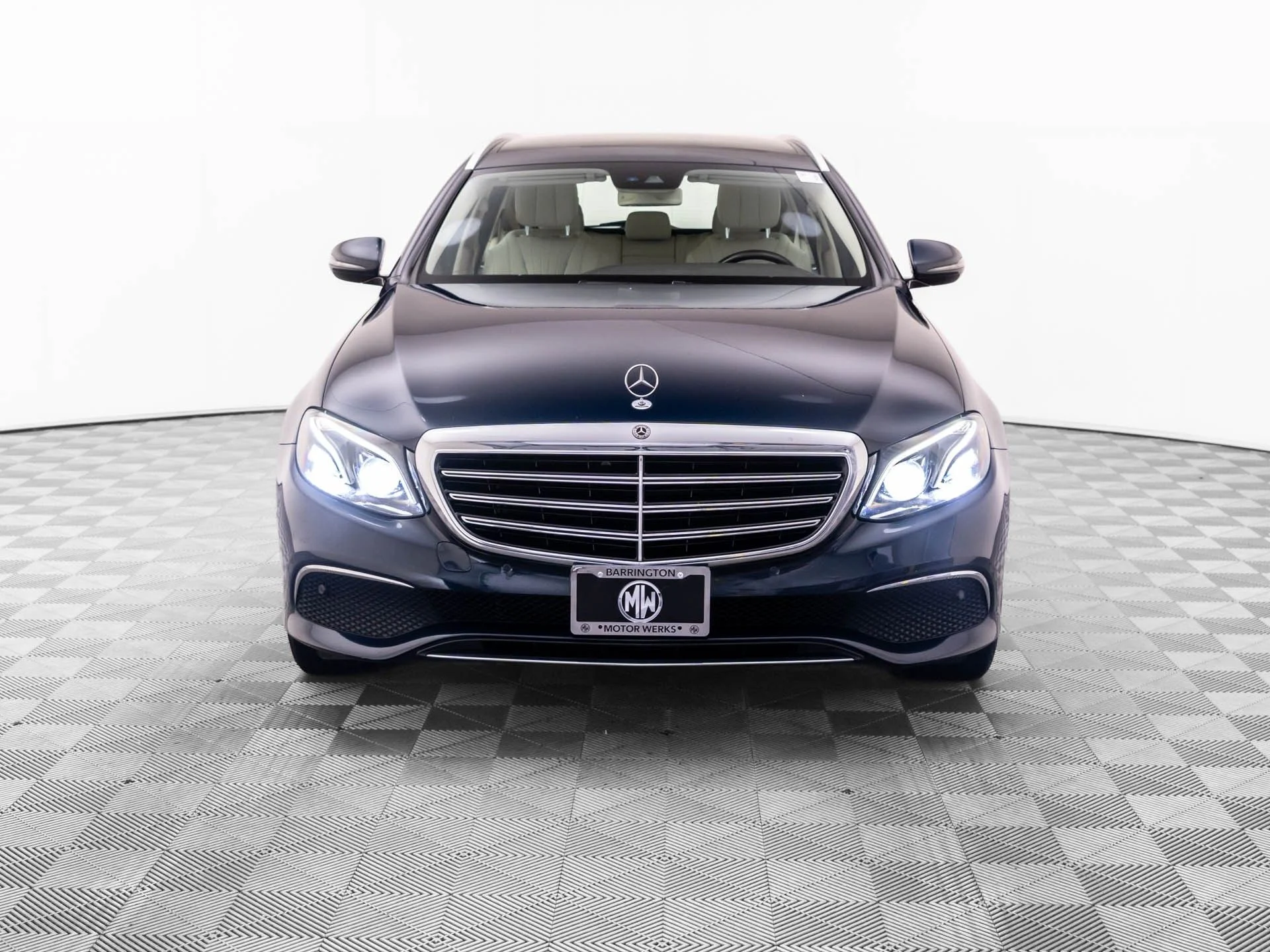 Used 2017 Black Mercedes-Benz E 400 image 8