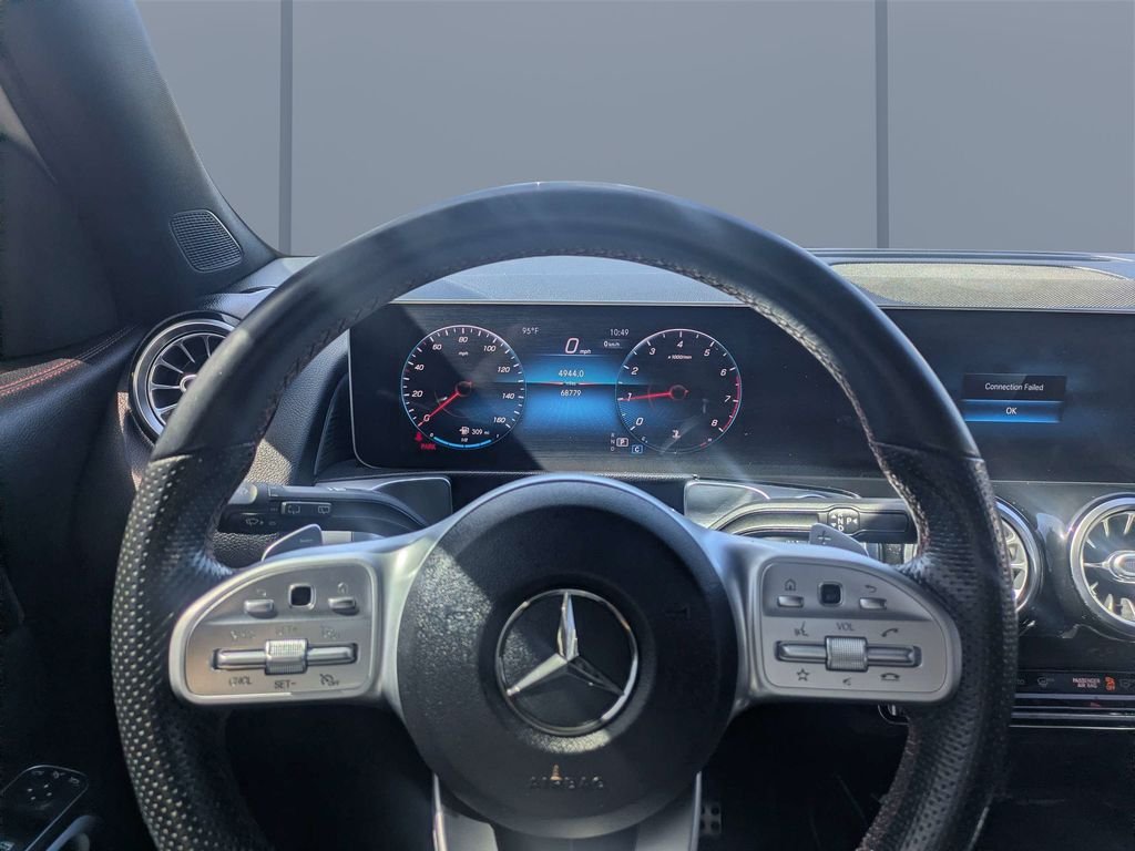 Used 2020 White Mercedes-Benz GLB 250 image 30