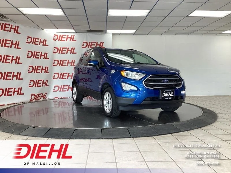 Used 2020 Blue Ford SE image 1