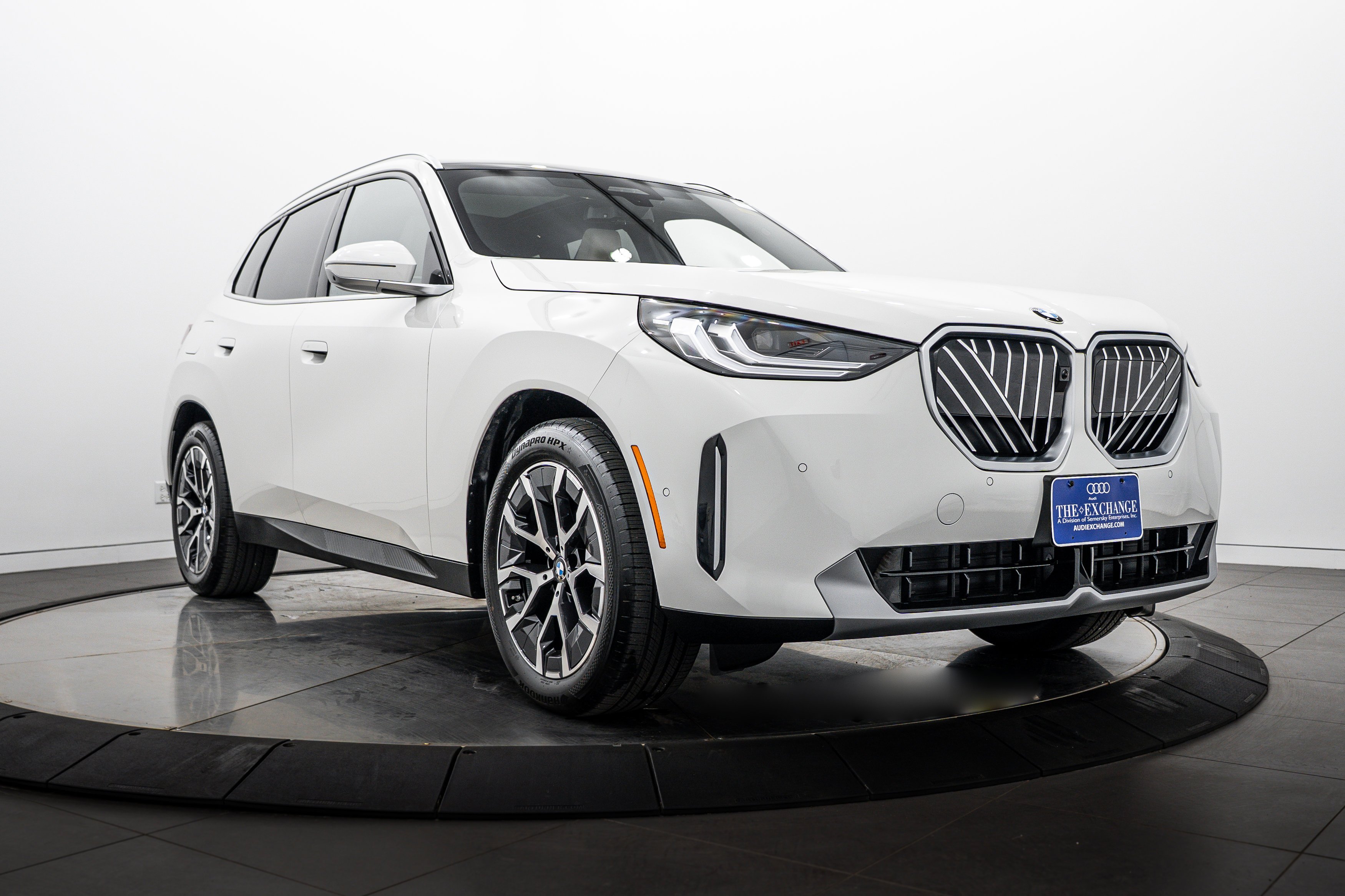 2026 BMW X3 30 XDRIVE's photo