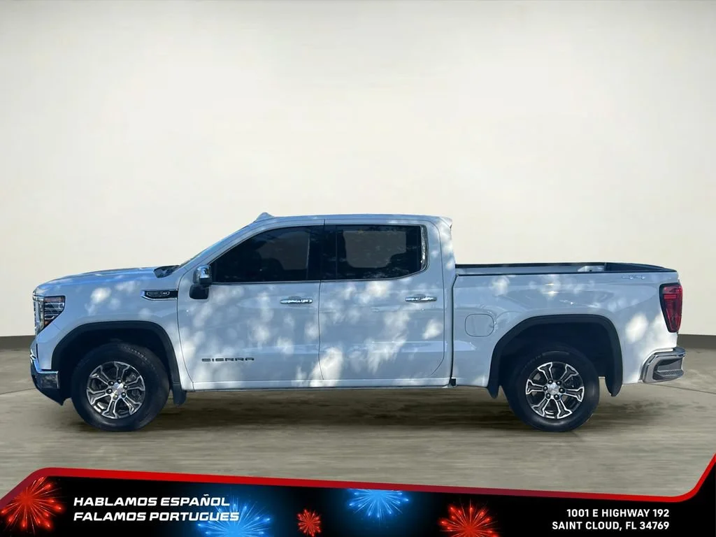 Certified Used 2024 Summit White GMC SLT image 3