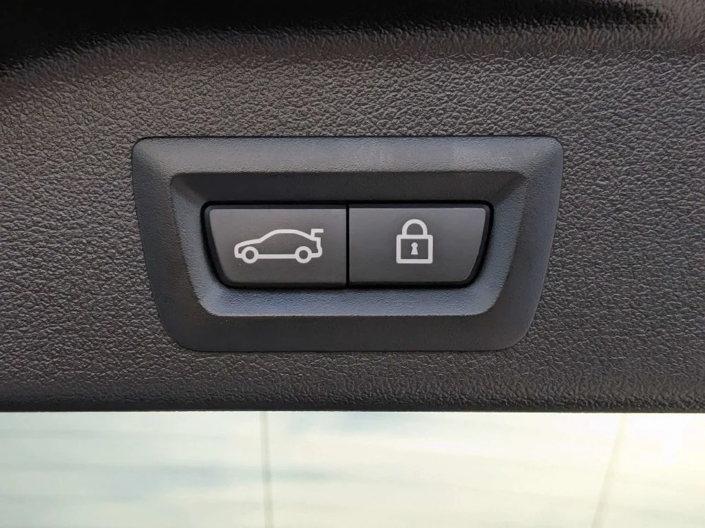 Used 2021 Blue BMW M50i image 14