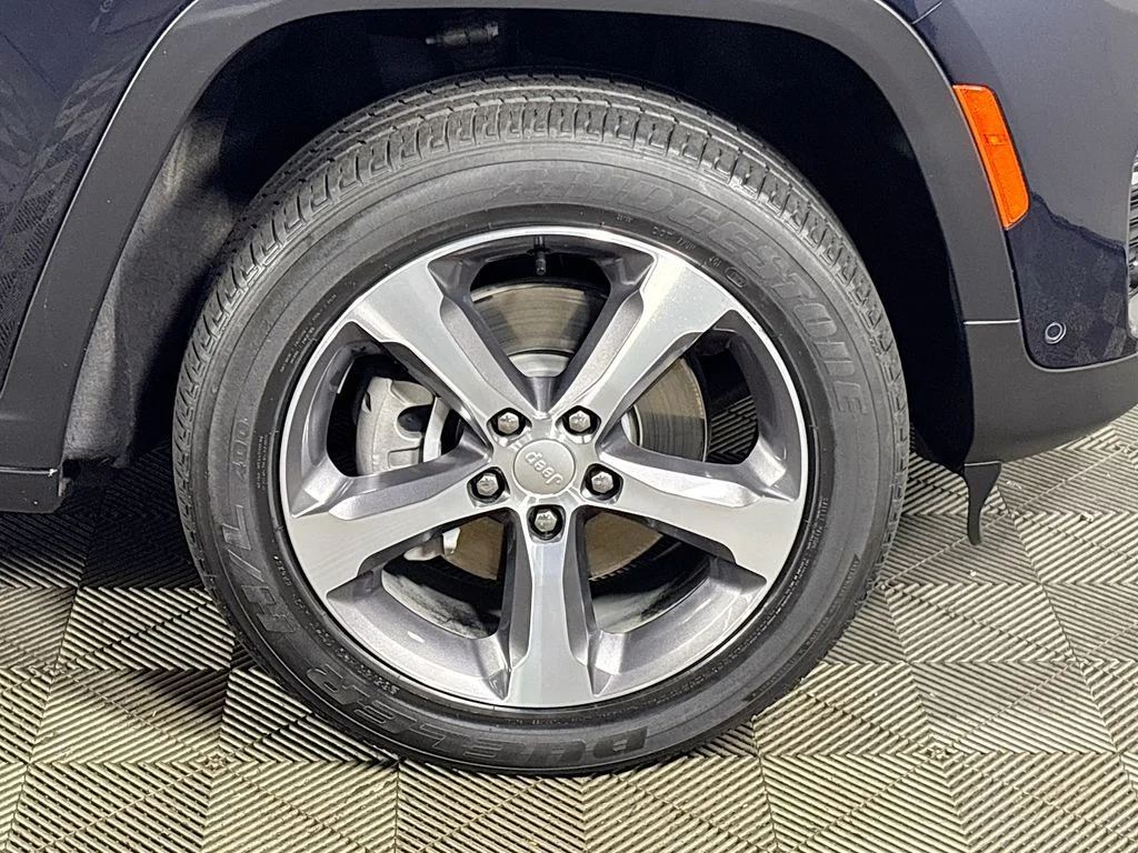 Used 2023 Black Jeep 4xe image 24