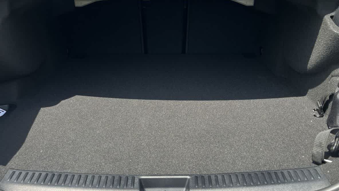 New 2026 MANUFAKTUR Alpine Grey Mercedes-Benz AMG® E 53 E image 52