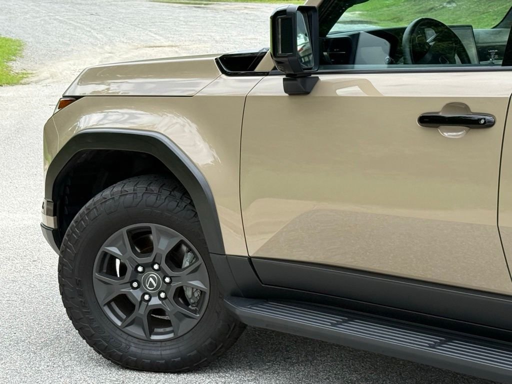 2024 Lexus GX Overtrail+ - Photo 8