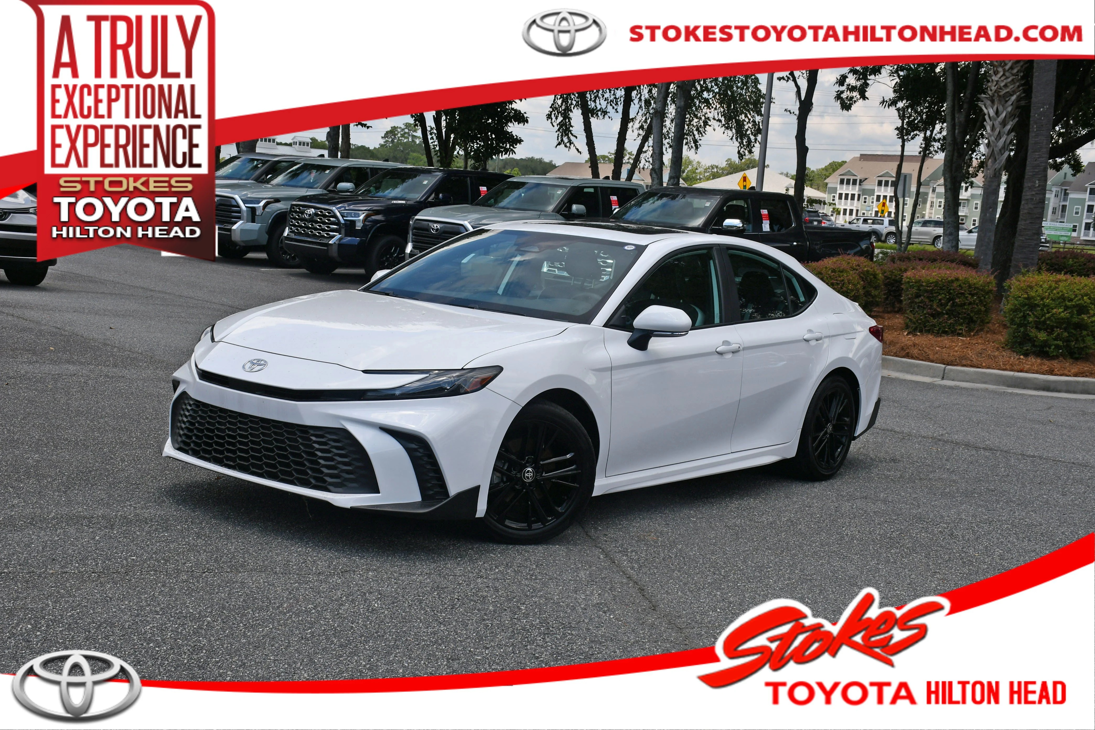 Certified Used 2025 White Toyota SE image 1