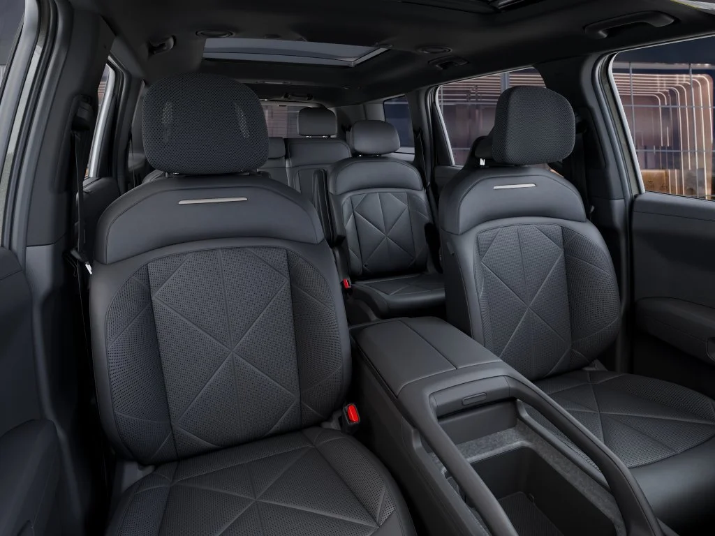 New 2027 Ivory Silver Kia SX image 15