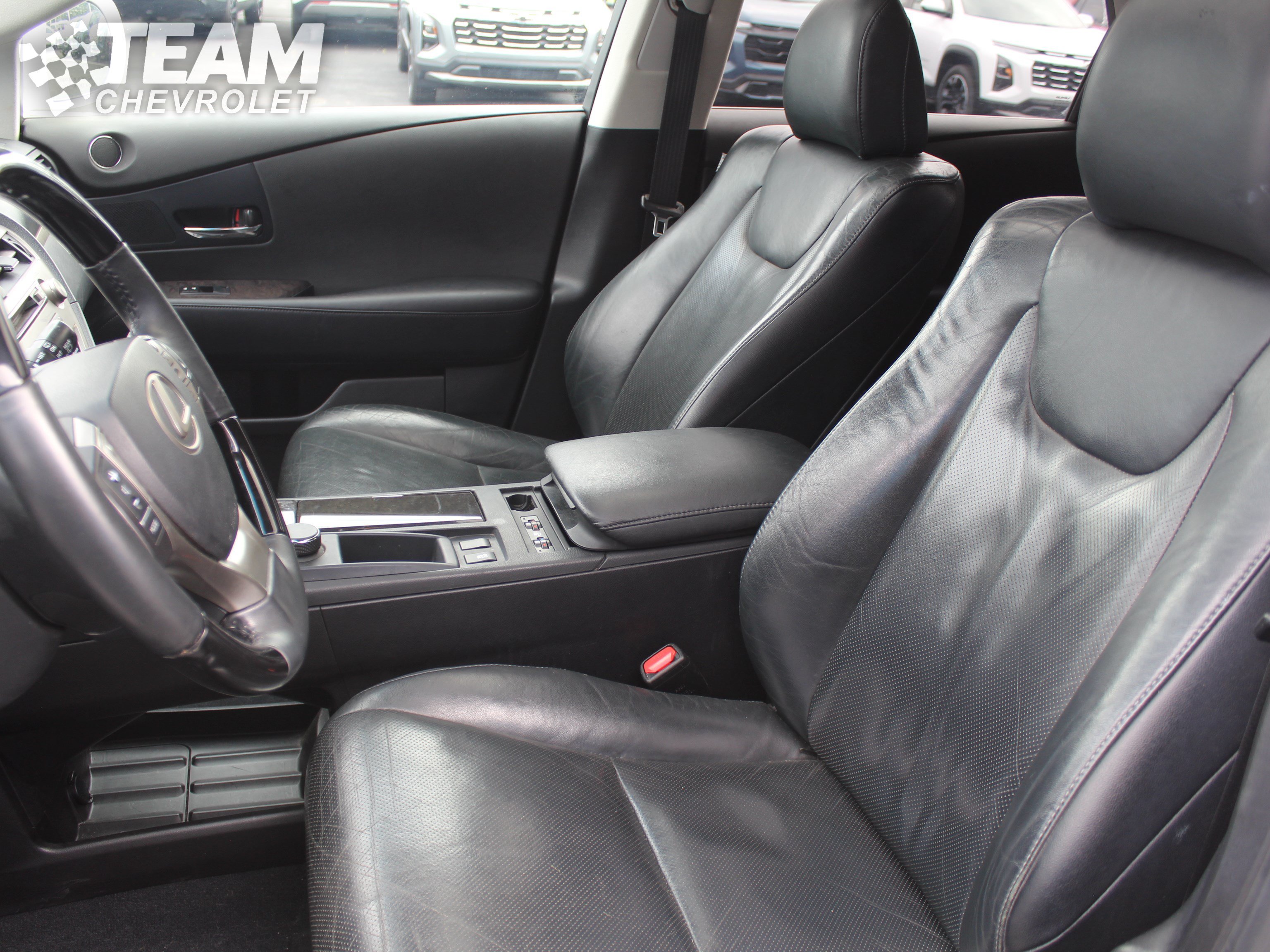 Used 2015 White Lexus  image 12