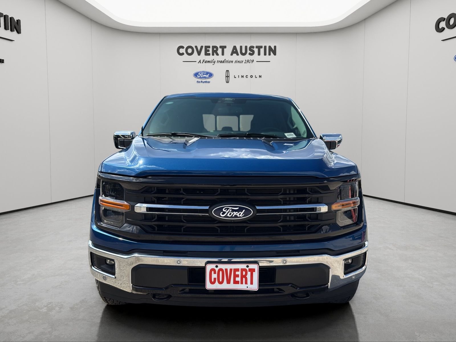 Used 2024 Blue Ford XLT image 8