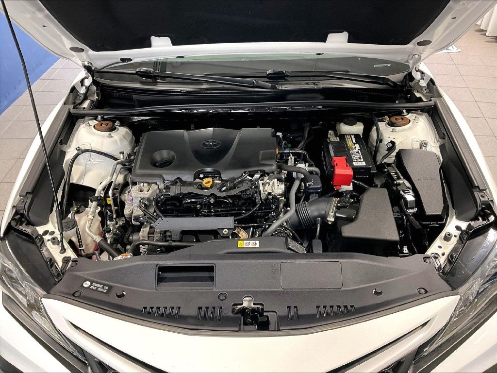 Used 2021 White Toyota SE image 29