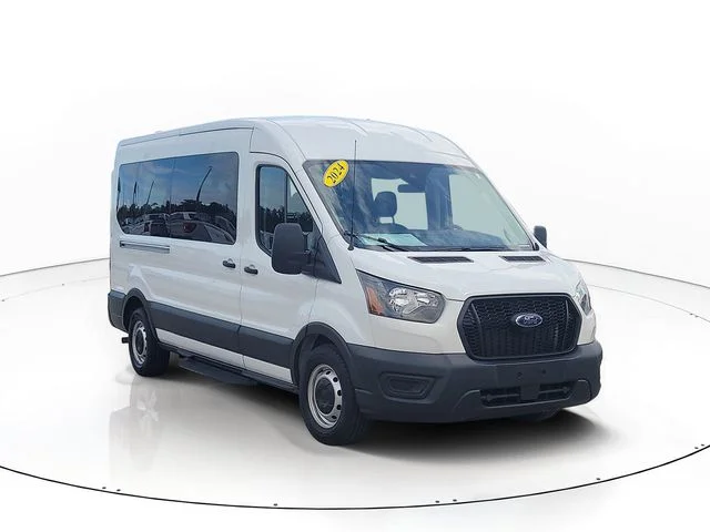 Used 2024 White Ford XL image 3