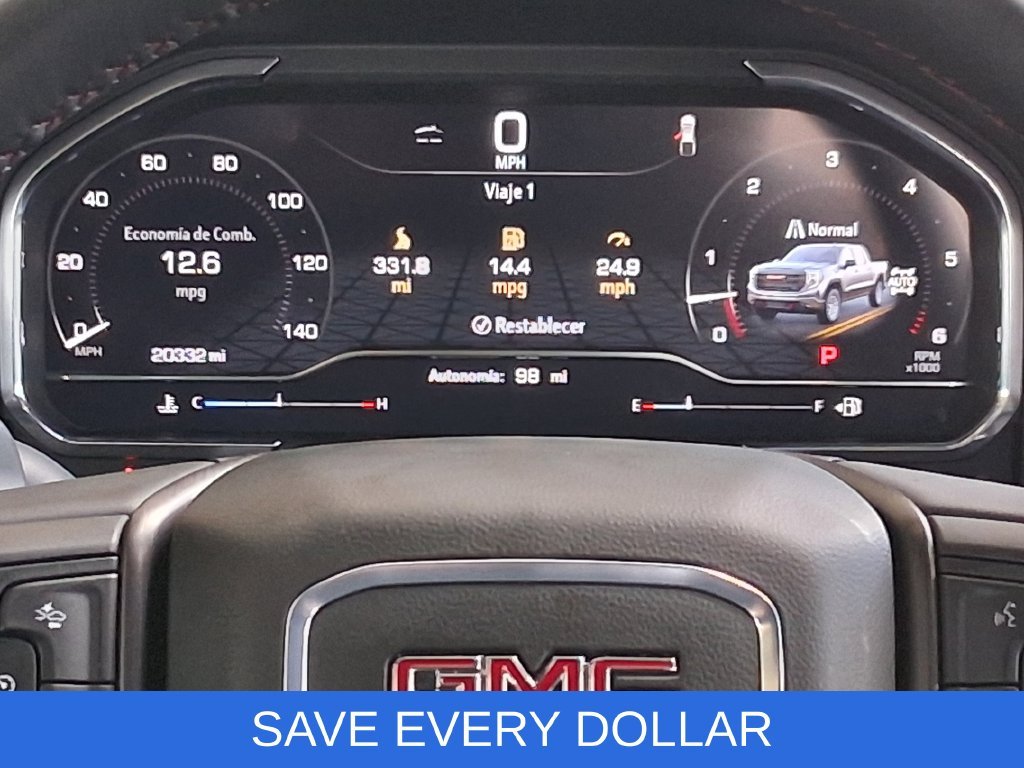 Used 2025 White GMC AT4X image 17