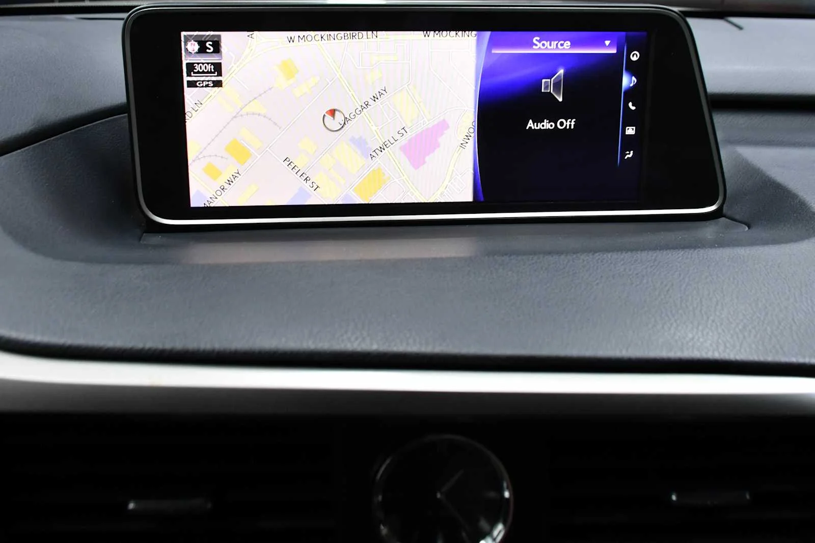 Used 2019 Atomic Silver Lexus Premium image 20