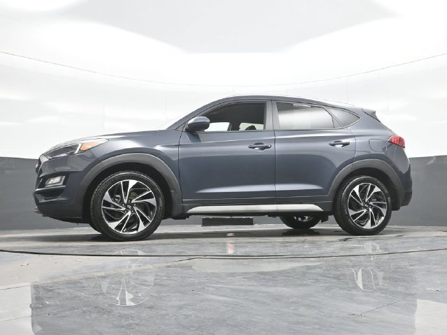 Used 2019 Blue Hyundai Sport image 21