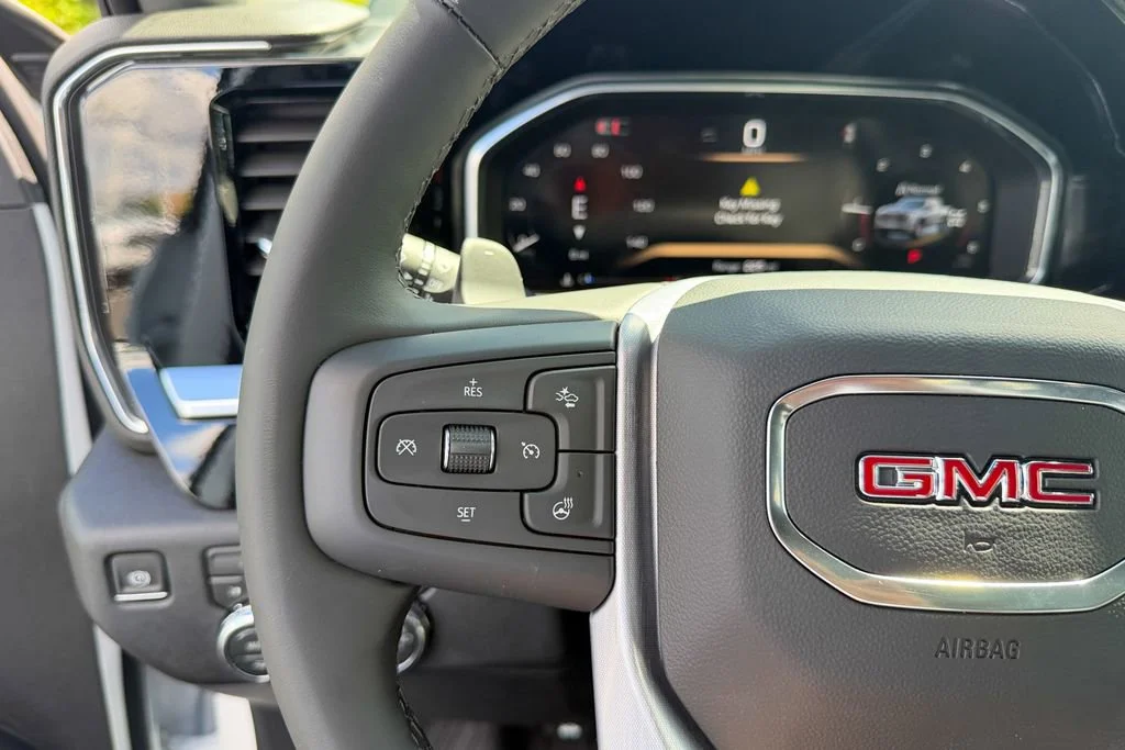 New 2026 Summit White GMC Elevation image 22