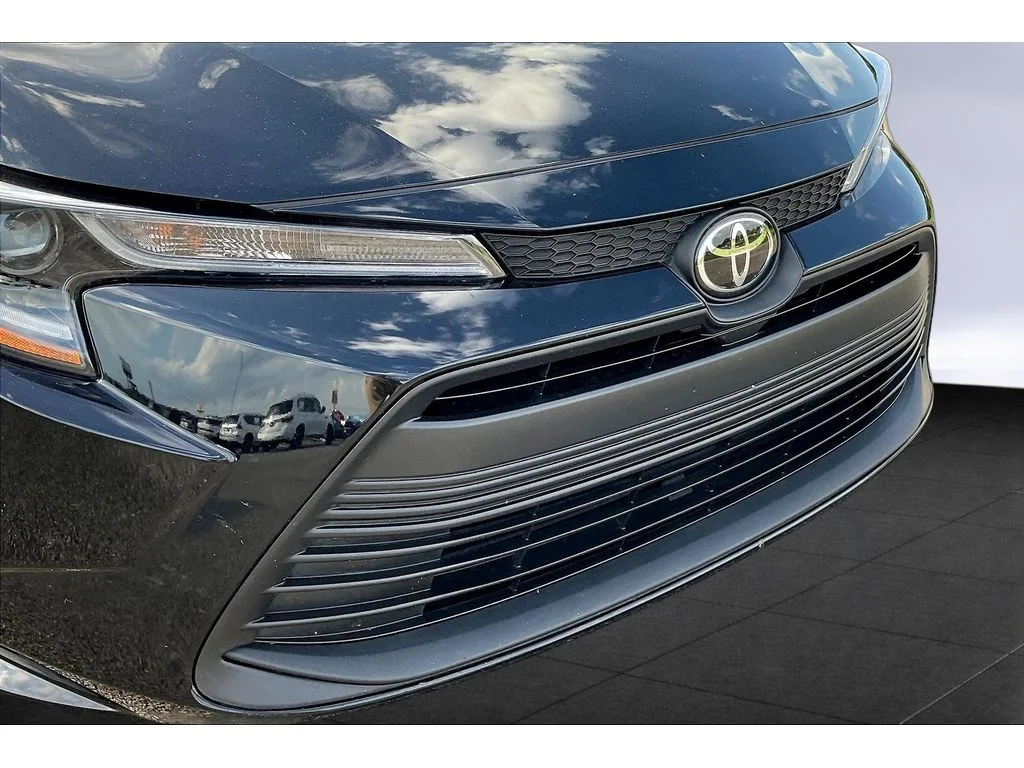 Used 2025 Black Toyota LE image 20