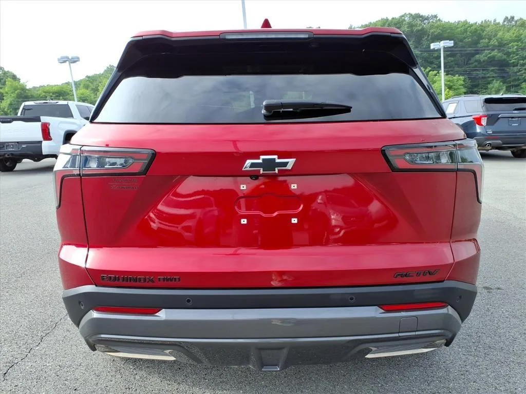 Used 2025 Radiant Red Tintcoat Chevrolet AWD ACTIV image 4