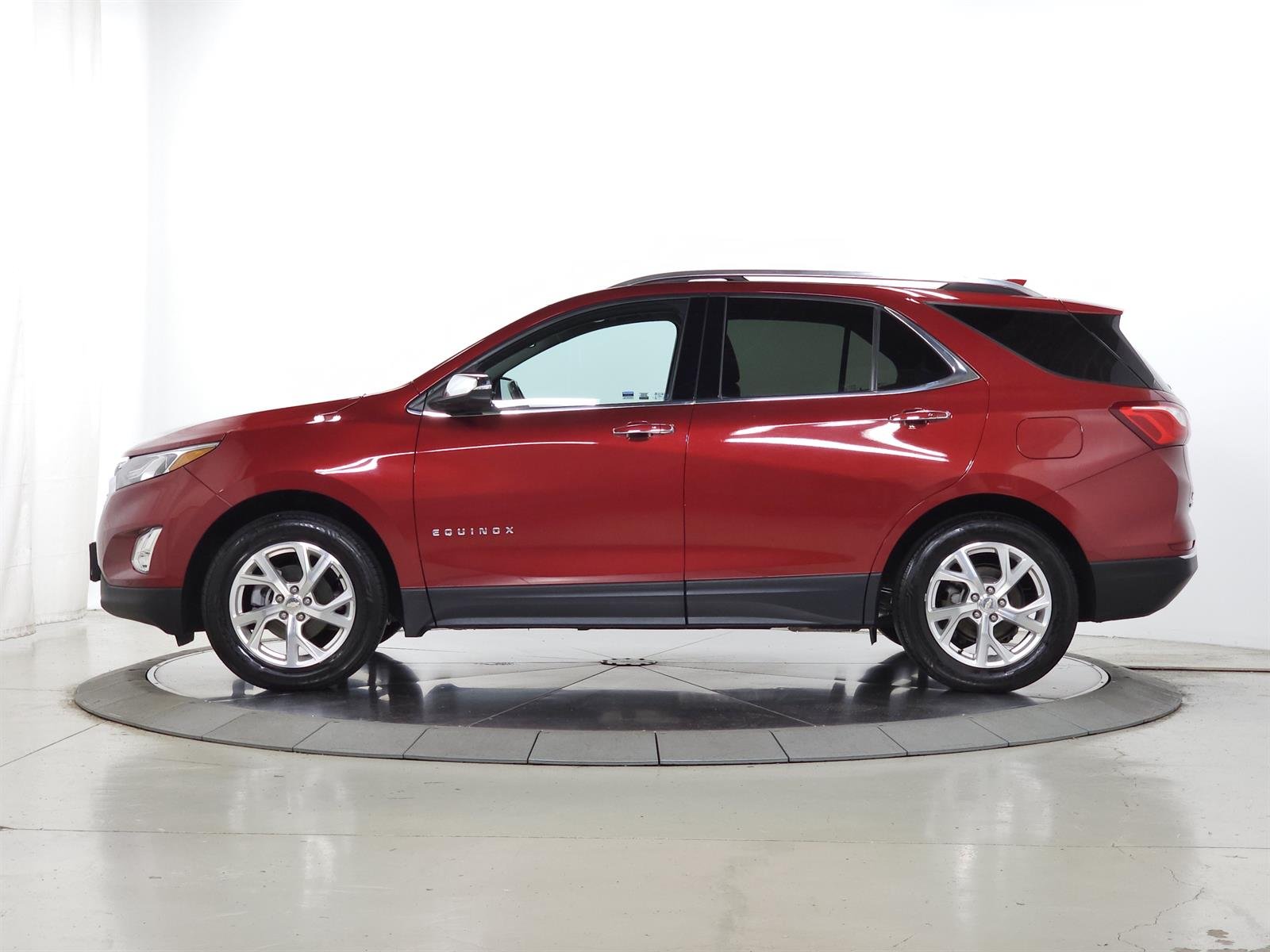 Used 2019 Red Chevrolet Premier image 5