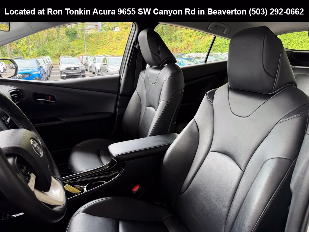 Used 2017 Blizzard Pearl Toyota Premium image 14