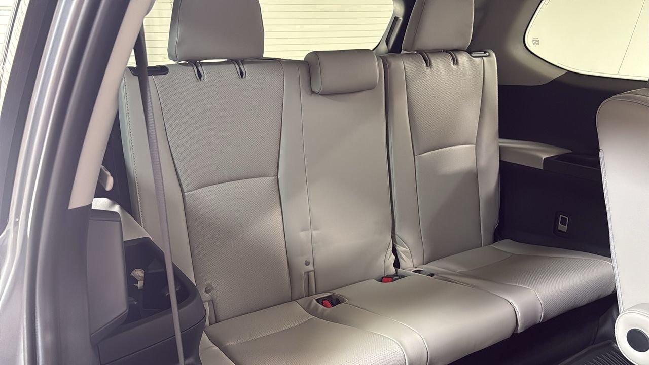 Certified Used 2026  Toyota Platinum image 39