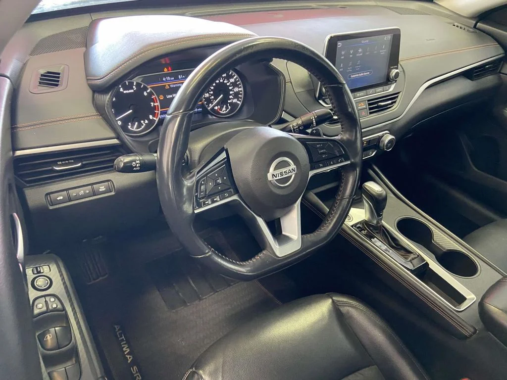 Used 2021 Black Nissan 2.5 SR image 13