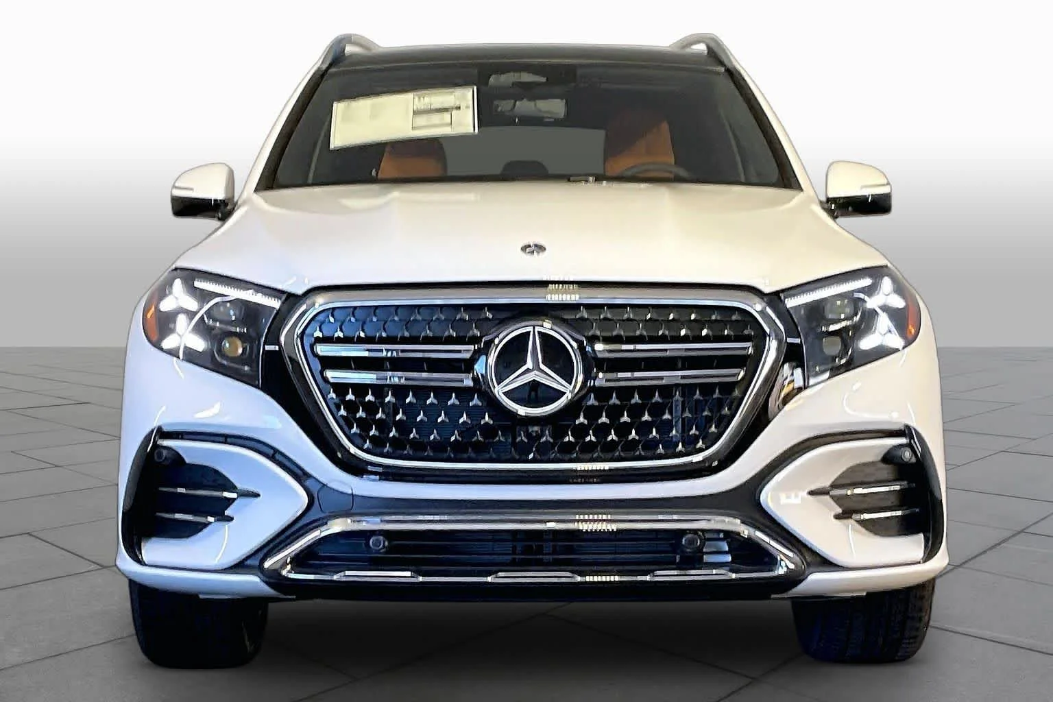 New 2027 Polar White Mercedes-Benz GLS 450 image 2