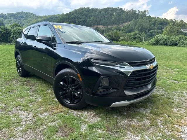 Used 2019 Black Chevrolet Base image 2