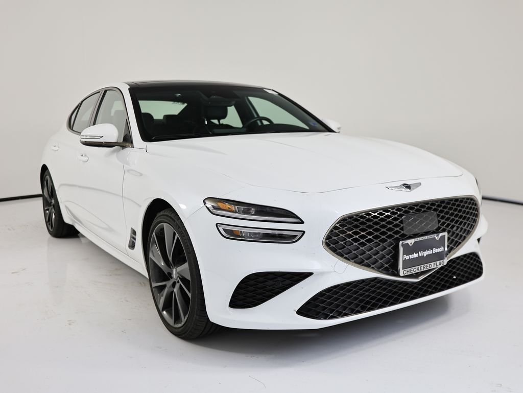 Used 2023 White Genesis 2.0T image 9