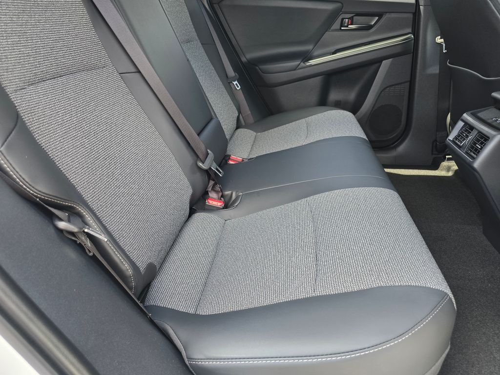 New 2026 Wind Chill Pearl <sup>1</sup> Toyota  XLE image 18