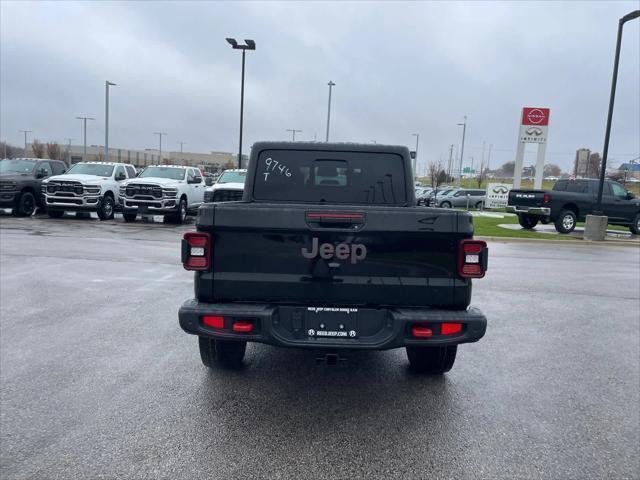New 2026 Black Clear-Coat Exterior Paint Jeep Rubicon X image 8